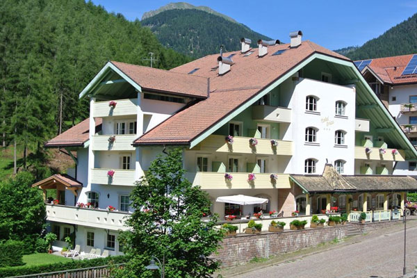 Clicca per andare sul sito web: Hotel Erica - www.hotelerica.info