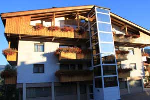 Hotel Rosengarten - Garnì - Appartamenti - Castello di Fiemme