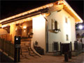 Clicca per andare sul sito web: Garnì Maso San Michele - www.masosanmichele.it