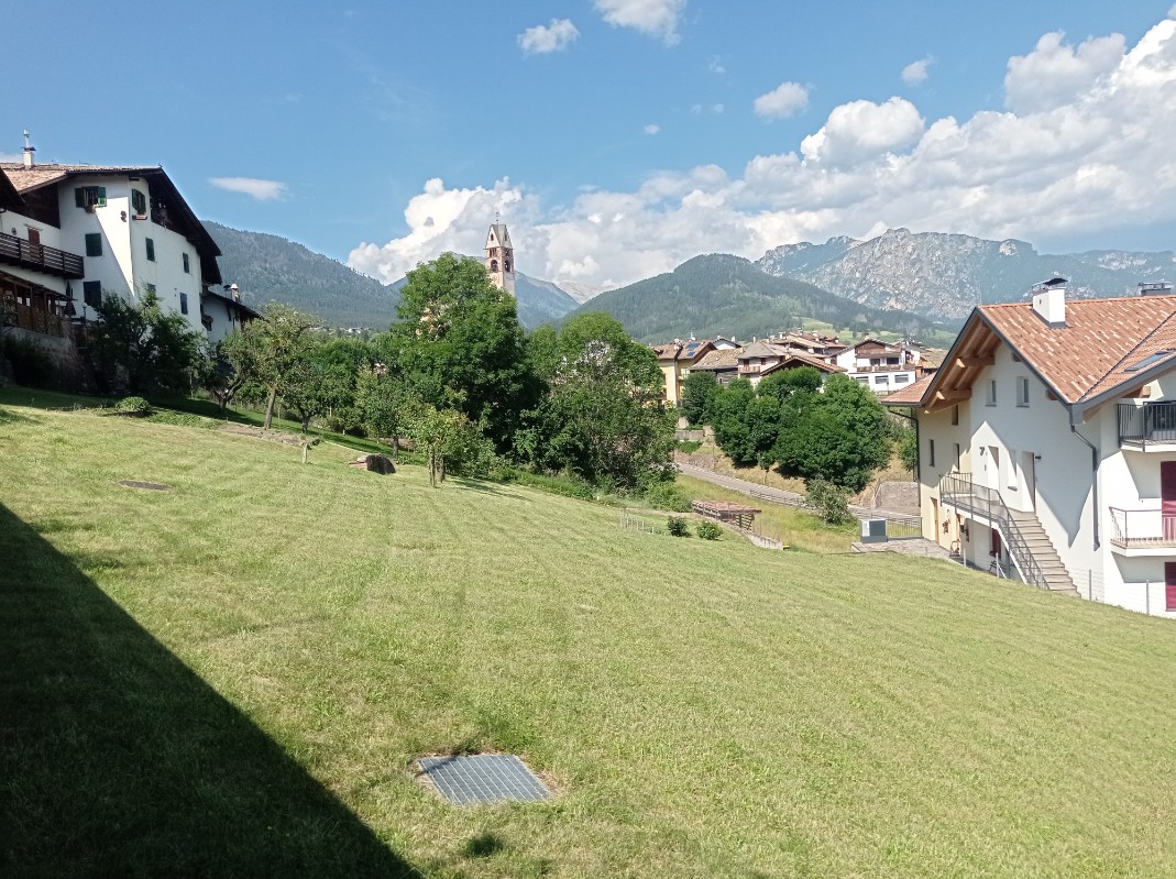 Appartamento Vacanze / Flat / Wohnung zu vermieten a Carano - Varesco Wilma - Via Giovanelli 59/c - Tel: 0462342677