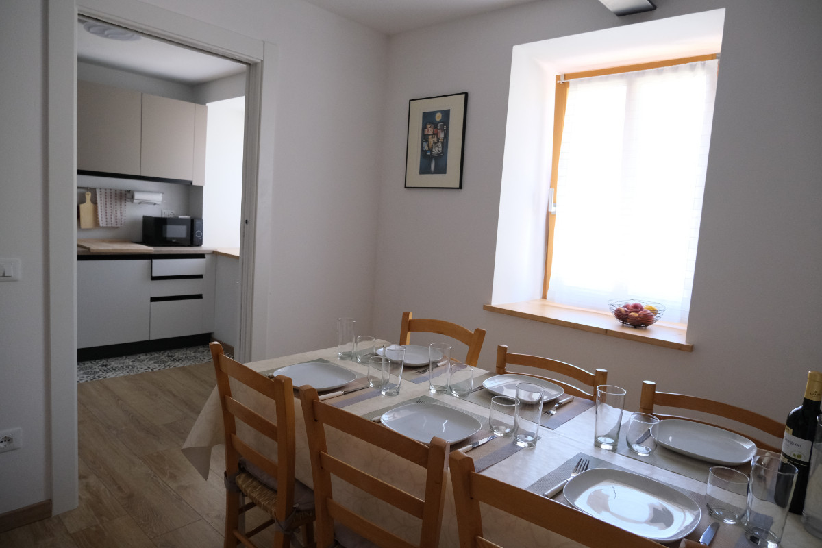 Appartamento Vacanze / Flat / Wohnung zu vermieten a Castello Molina di Fiemme - Signora Enrica - Via Milano 26/a - Tel: 3459782099