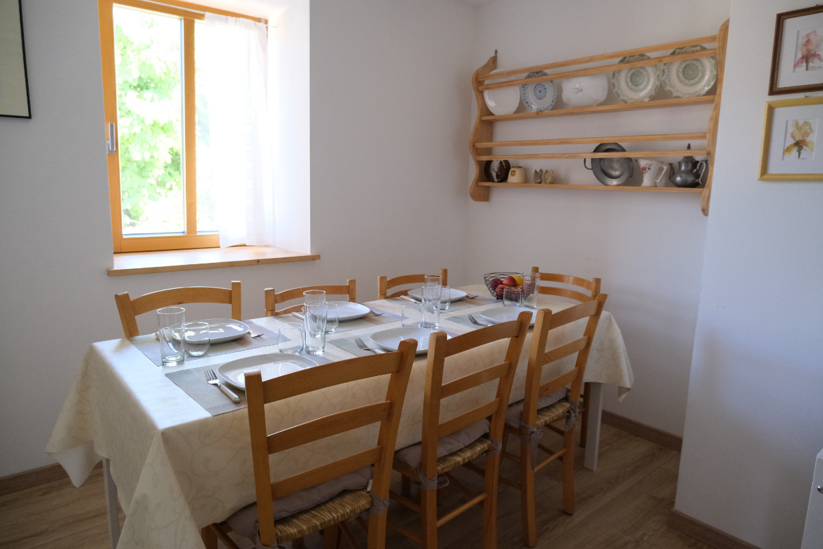 Appartamento Vacanze / Flat / Wohnung zu vermieten a Castello Molina di Fiemme - Signora Enrica - Via Milano 26/a - Tel: 3459782099