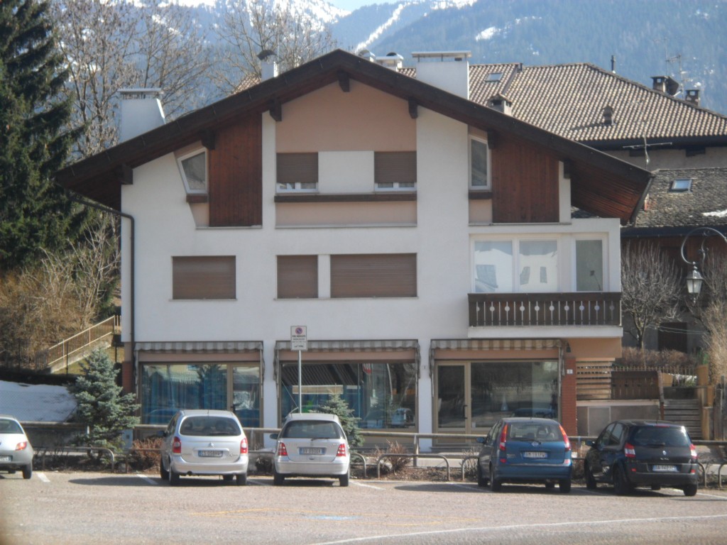 Appartamento Vacanze / Flat / Wohnung zu vermieten a Castello Molina di Fiemme - Corradini Maria Antonietta - Via Dolomiti 2 - Tel: 0462340703