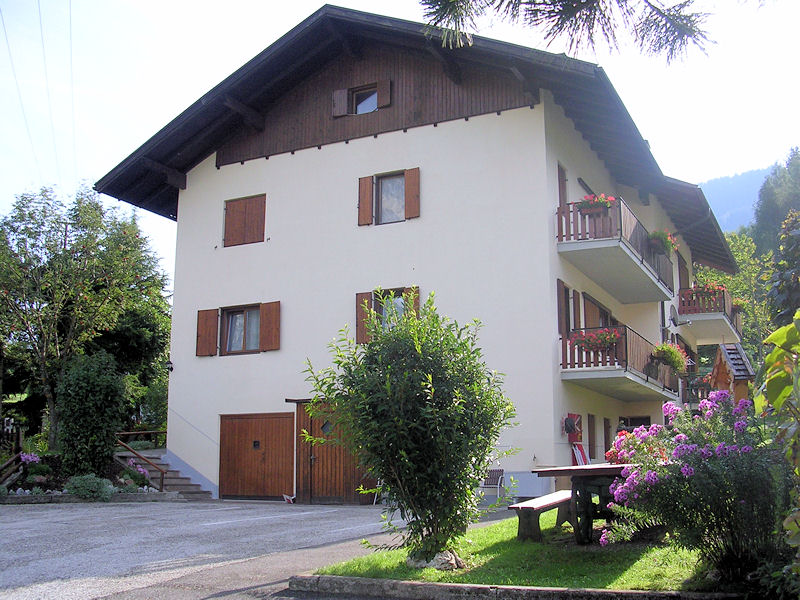 Offerta Last Minute Appartamento a Ziano di Fiemme - Signor Willy - Via Via Cavelonte 7 - Tel 3474810390