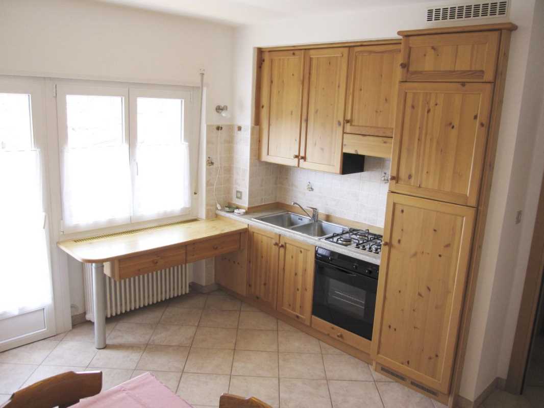 Appartamento Vacanze / Flat / Wohnung zu vermieten a Cavalese - Signora Giuditta - Via Libertà 13 - Tel: 3480341996