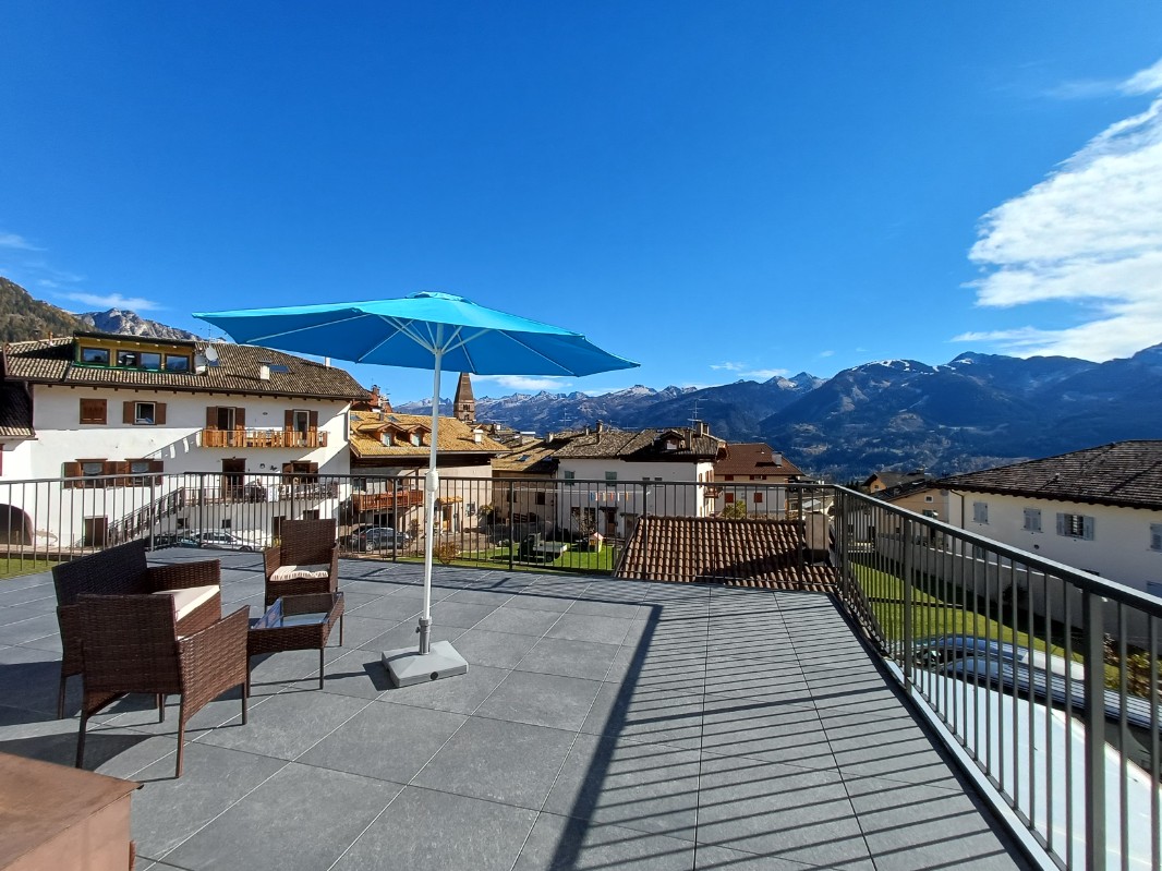 Appartamento Vacanze / Flat / Wohnung zu vermieten a Varena - Signora Luisa - Via Mercato 47  - Tel: 3485900835