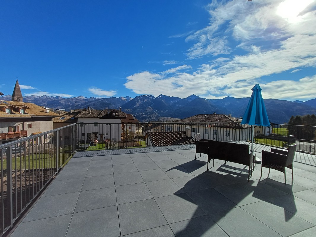 Appartamento Vacanze / Flat / Wohnung zu vermieten a Varena - Signora Luisa - Via Mercato 47  - Tel: 3485900835