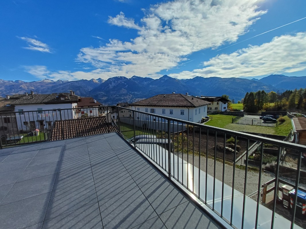 Appartamento Vacanze / Flat / Wohnung zu vermieten a Varena - Signora Luisa - Via Mercato 47  - Tel: 3485900835