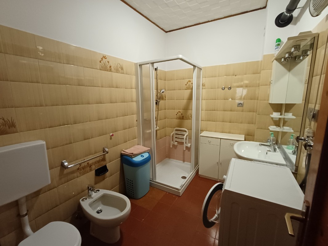 Appartamento Vacanze / Flat / Wohnung zu vermieten a Varena - Signora Luisa - Via Mercato 47  - Tel: 3485900835