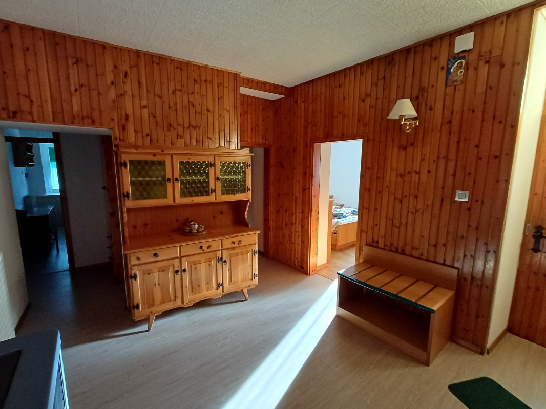 Appartamento Vacanze / Flat / Wohnung zu vermieten a Varena - Signora Luisa - Via Mercato 47  - Tel: 3485900835