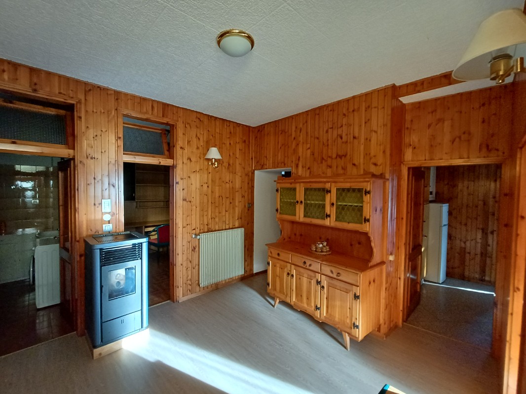 Appartamento Vacanze / Flat / Wohnung zu vermieten a Varena - Signora Luisa - Via Mercato 47  - Tel: 3485900835