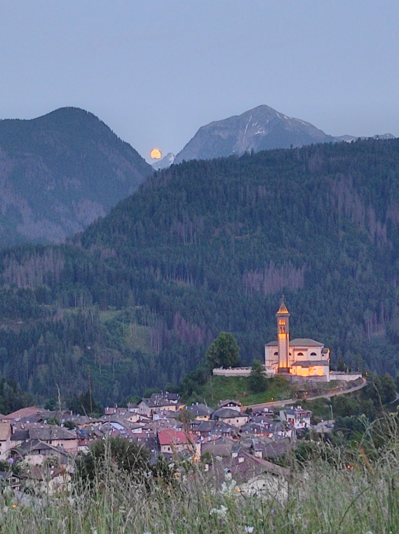 Appartamento Vacanze / Flat / Wohnung zu vermieten a Castello Molina di Fiemme - Signora Seber - Via Stazione 42 - Tel: 3887462263