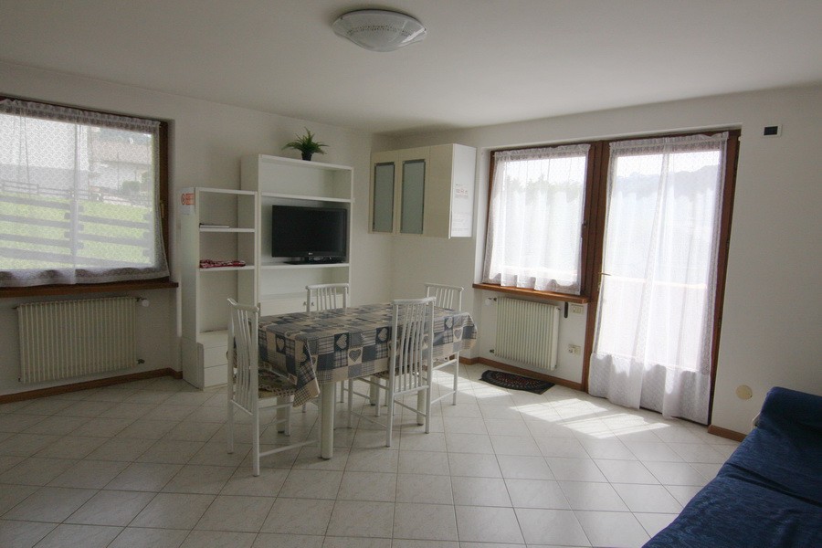 Appartamento Vacanze / Flat / Wohnung zu vermieten a Castello Molina di Fiemme - Signor Tiziano - Via Latemar 3A - Tel: 3398123077