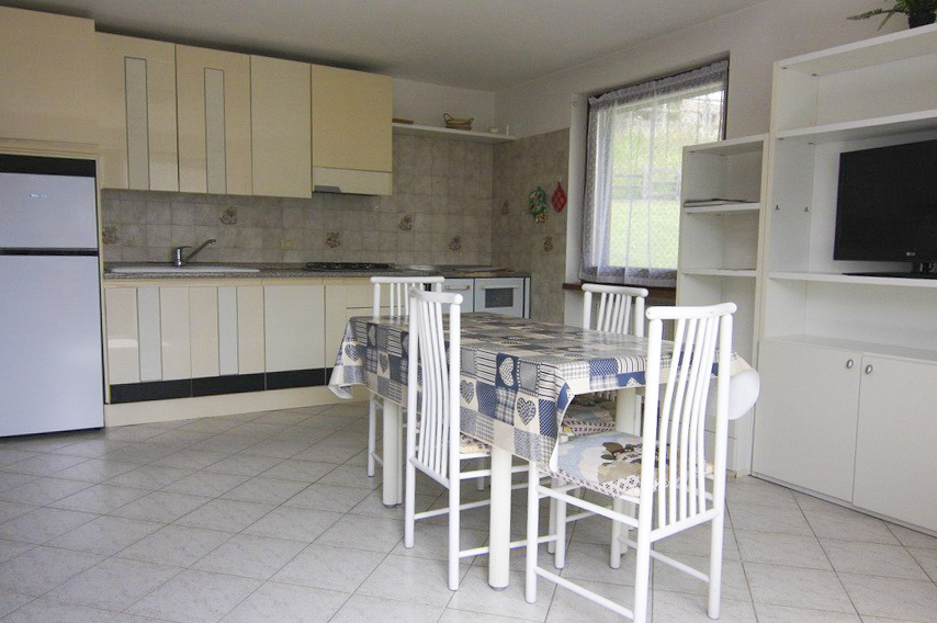 Appartamento Vacanze / Flat / Wohnung zu vermieten a Castello Molina di Fiemme - Signor Tiziano - Via Latemar 3A - Tel: 3398123077