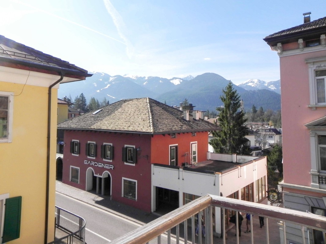 Appartamento Vacanze / Flat / Wohnung zu vermieten a Cavalese - Signor Marco - Via Cauriol 1 - Tel: 3405959003