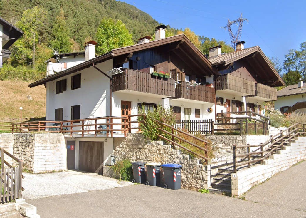 Appartamento Vacanze / Flat / Wohnung zu vermieten a Ziano di Fiemme - Signora barbara - Via Roa Bianca 5 - Tel: 3498053200