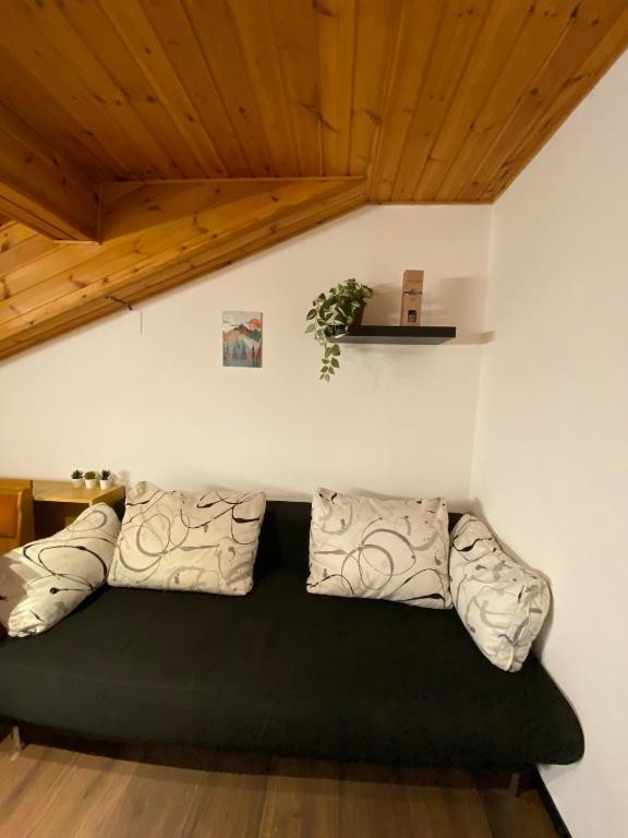 Appartamento Vacanze / Flat / Wohnung zu vermieten a Tesero - Signor Alessio - Via Rododendri 19A - Tel: 3481706602