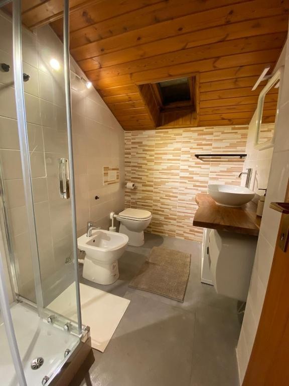 Appartamento Vacanze / Flat / Wohnung zu vermieten a Tesero - Signor Alessio - Via Rododendri 19A - Tel: 3481706602