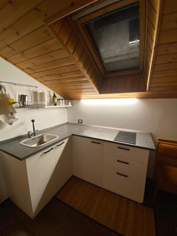 Appartamento Vacanze / Flat / Wohnung zu vermieten a Tesero - Signor Alessio - Via Rododendri 19A - Tel: 3481706602