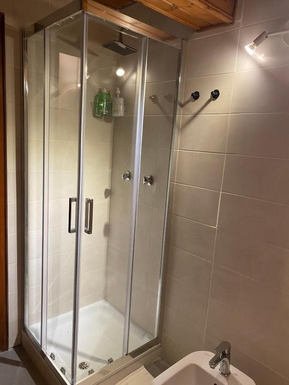 Appartamento Vacanze / Flat / Wohnung zu vermieten a Tesero - Signor Alessio - Via Rododendri 19A - Tel: 3481706602