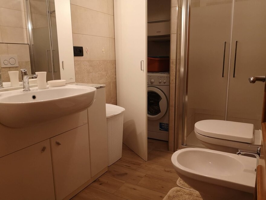 Appartamento Vacanze / Flat / Wohnung zu vermieten a Varena - Signor Cemin - Via Val del Ru 2 - Tel: 3394365710