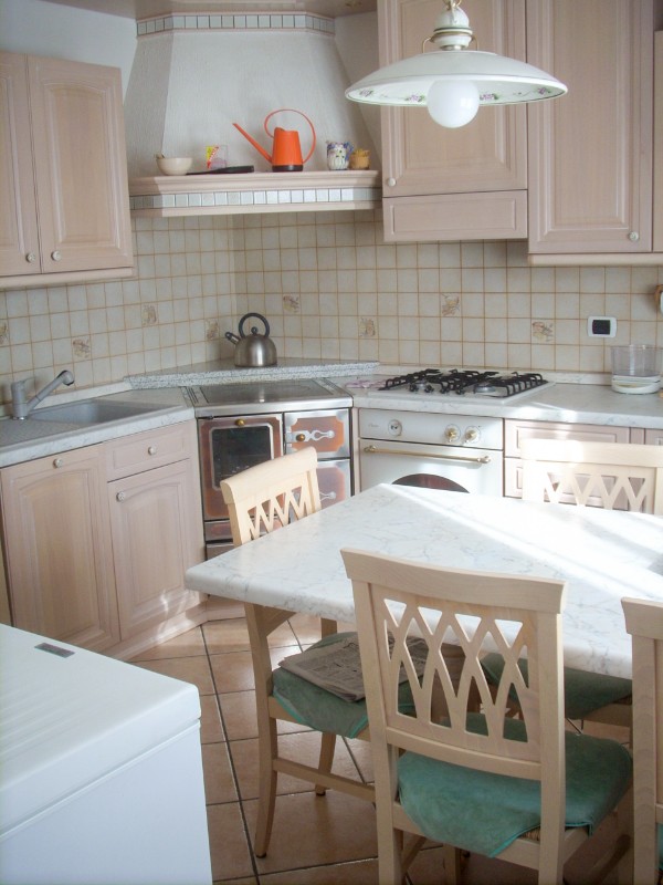 Appartamento Vacanze / Flat / Wohnung zu vermieten a Castello Molina di Fiemme - Signora Sandra - Stazione 72 - Tel: 3281696015
