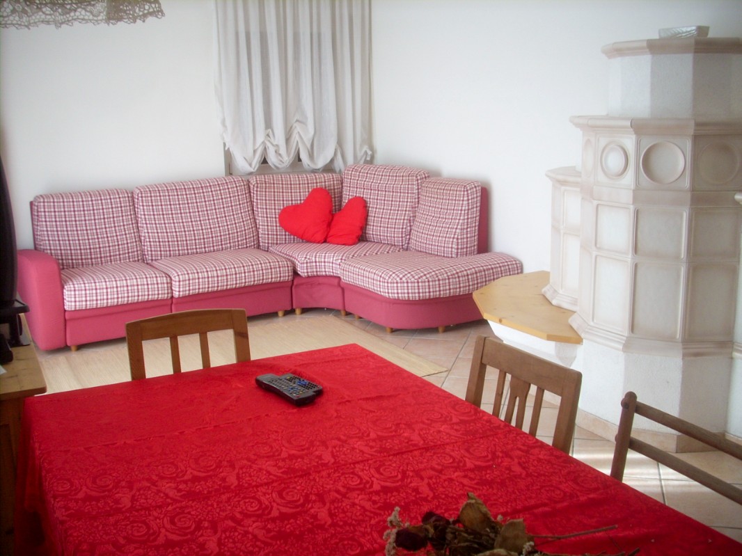 Appartamento Vacanze / Flat / Wohnung zu vermieten a Castello Molina di Fiemme - Signora Sandra - Stazione 72 - Tel: 3281696015