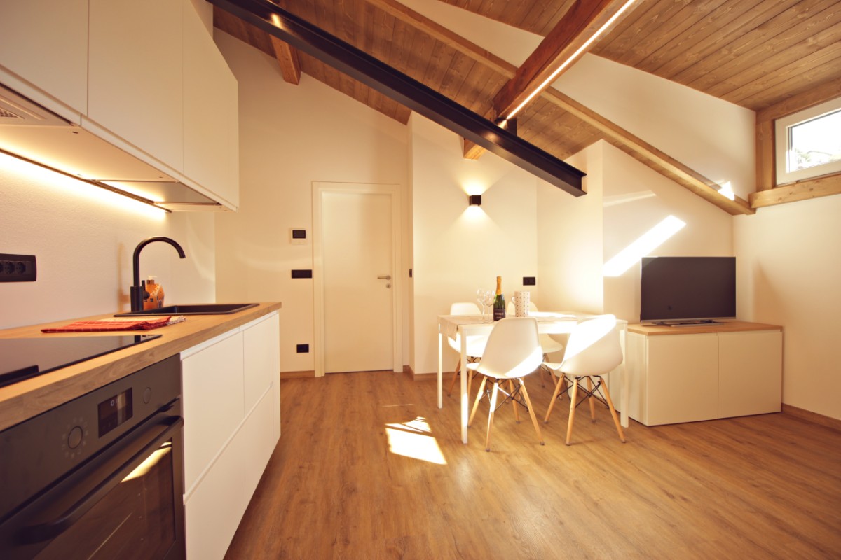 Appartamento Vacanze / Flat / Wohnung zu vermieten a Castello Molina di Fiemme - Signor Dezulian - Via Segherie 58 - Tel: 3495512936