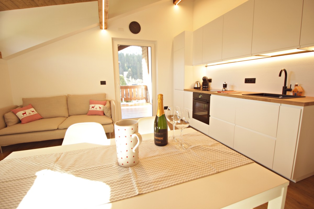 Appartamento Vacanze / Flat / Wohnung zu vermieten a Castello Molina di Fiemme - Signor Dezulian - Via Segherie 58 - Tel: 3495512936