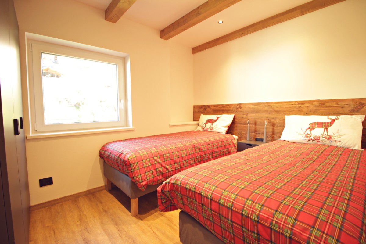 Appartamento Vacanze / Flat / Wohnung zu vermieten a Castello Molina di Fiemme - Signor Dezulian - Via Segherie 58 - Tel: 3495512936