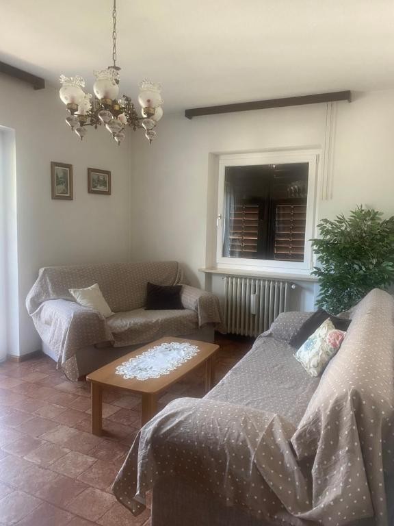 Appartamento Vacanze / Flat / Wohnung zu vermieten a Cavalese - Signora Rita - Località Marco 20 - Tel: 3491153766