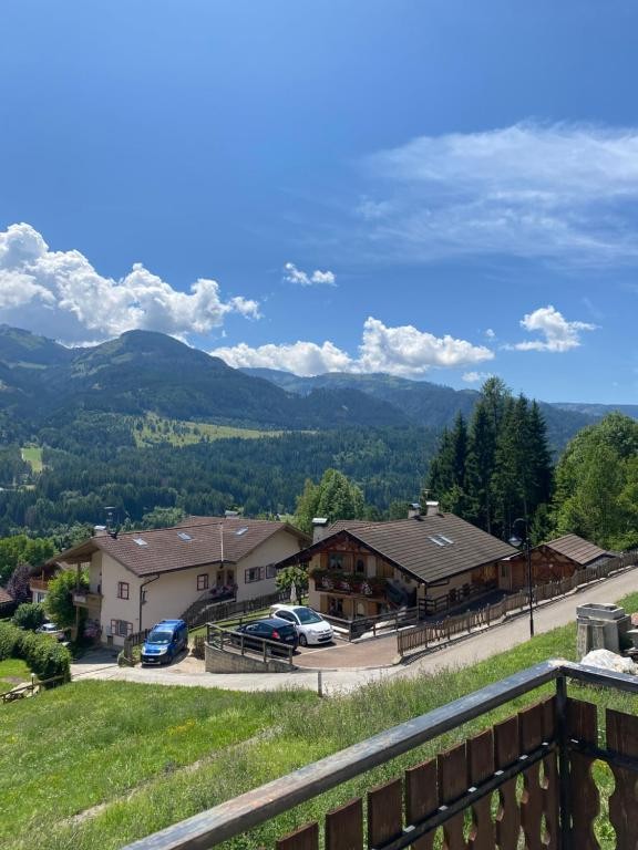 Appartamento Vacanze / Flat / Wohnung zu vermieten a Cavalese - Signora Rita - Località Marco 20 - Tel: 3491153766