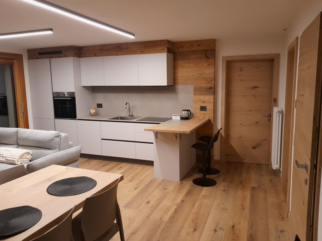 Appartamento Vacanze / Flat / Wohnung zu vermieten a Tesero - Signora Lara - Via Zena - Tel: 3389986730