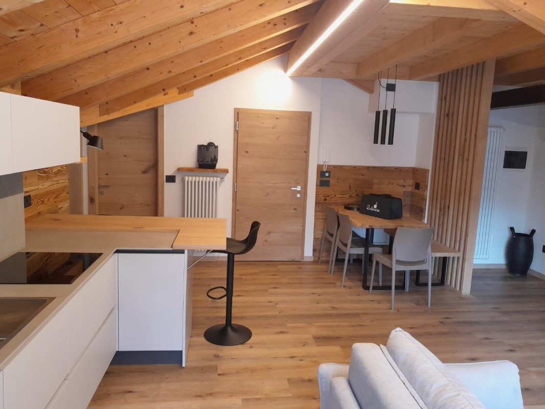 Appartamento Vacanze / Flat / Wohnung zu vermieten a Tesero - Signora Lara - Via Zena - Tel: 3389986730