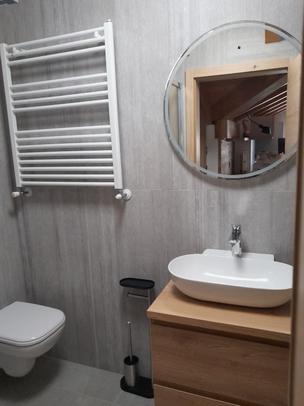 Appartamento Vacanze / Flat / Wohnung zu vermieten a Tesero - Signora Lara - Via Zena - Tel: 3389986730