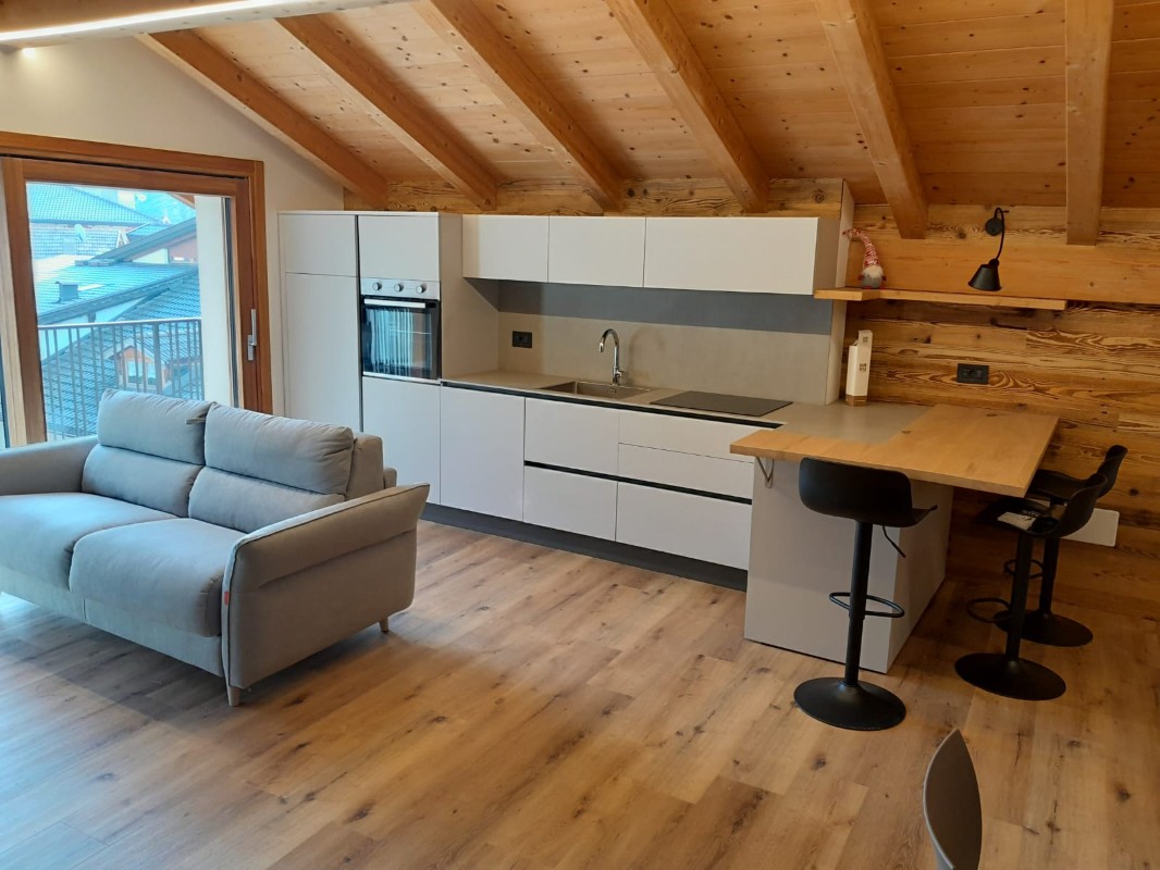 Appartamento Vacanze / Flat / Wohnung zu vermieten a Tesero - Signora Lara - Via Zena - Tel: 3389986730