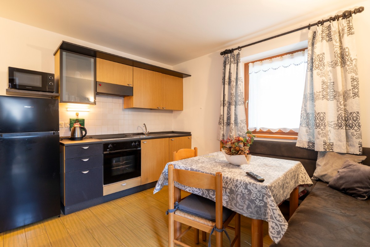 Appartamento Vacanze / Flat / Wohnung zu vermieten a Cavalese - Signora Bruna - Via Chiesa 22 - Tel: 3473109482