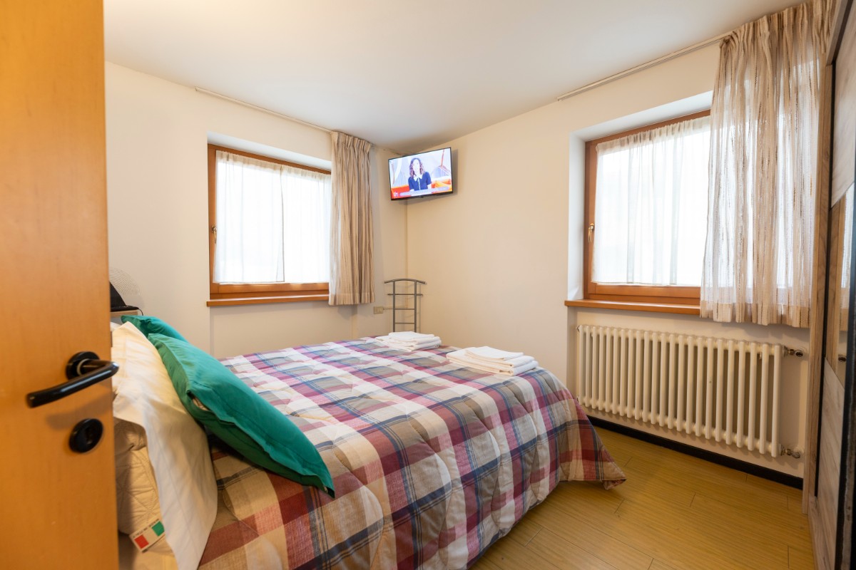 Appartamento Vacanze / Flat / Wohnung zu vermieten a Cavalese - Signora Bruna - Via Chiesa 22 - Tel: 3473109482