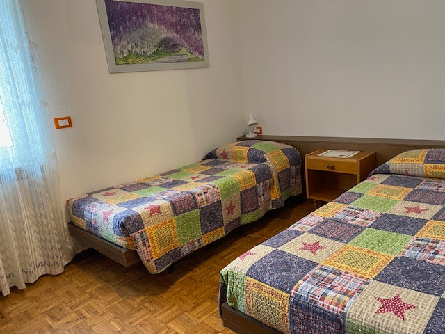 Appartamento Vacanze / Flat / Wohnung zu vermieten a Predazzo - Signora Giacomuzzi - Via Prai de Mont 17 - Tel: 3491643019