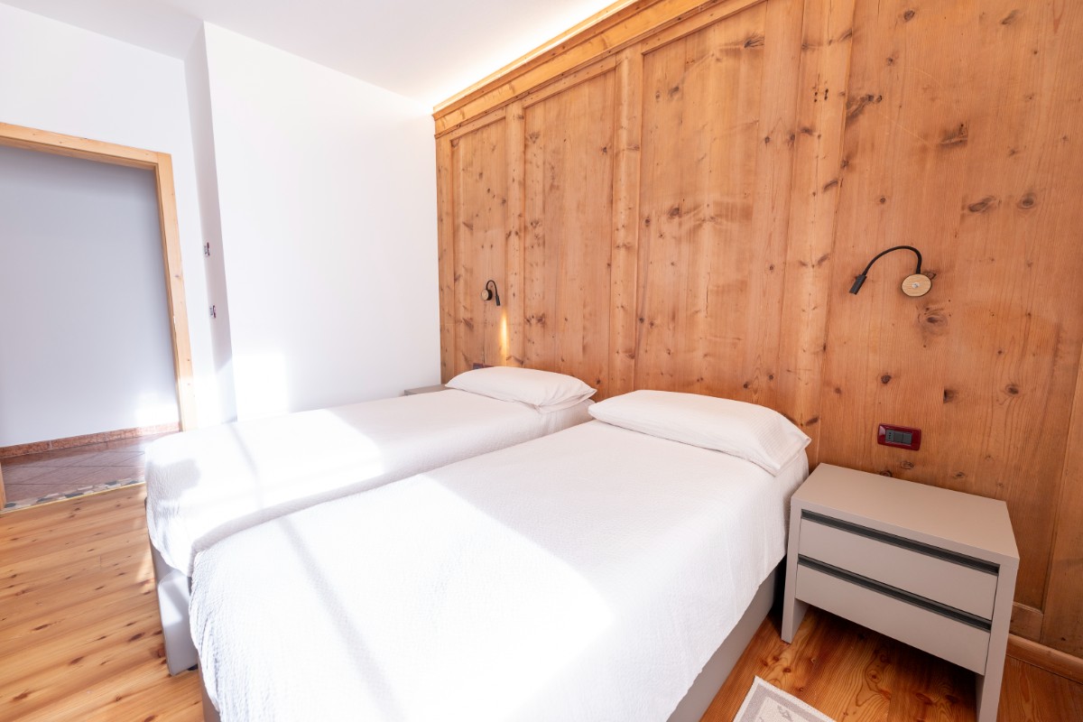 Appartamento Vacanze / Flat / Wohnung zu vermieten a Cavalese - Signora Spazzali - via Cavallaia 46 - Tel: 3403108871