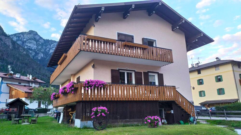 Appartamento Vacanze / Flat / Wohnung zu vermieten a Ziano di Fiemme - Signora Detomas - Via Verdi 14 - Tel: 3294271866