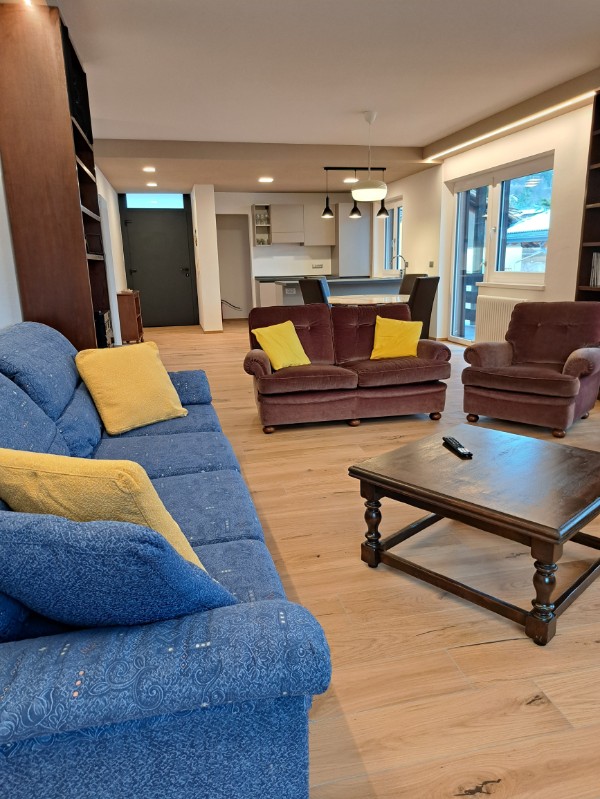 Appartamento Vacanze / Flat / Wohnung zu vermieten a Cavalese - Bellante Giovanna - Via Dossi 4 - Tel: 3397190229