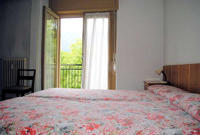 Appartamento Vacanze / Flat / Wohnung zu vermieten a Cavalese - Signora Demattio Daria - Zona Centrale - Tel: 0462342718