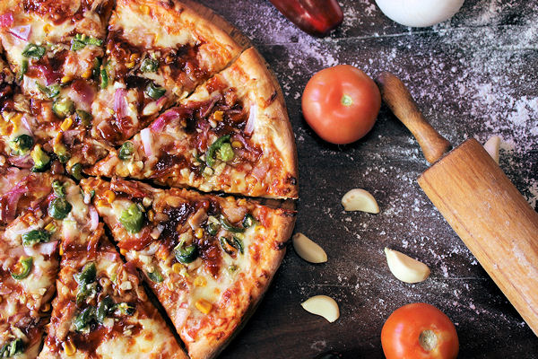 Pronto Pizza Predazzo Cesare Bonelli pizza al taglio e da asporto Val di Fiemme Kebab Calzoncini Focacce e Piadine